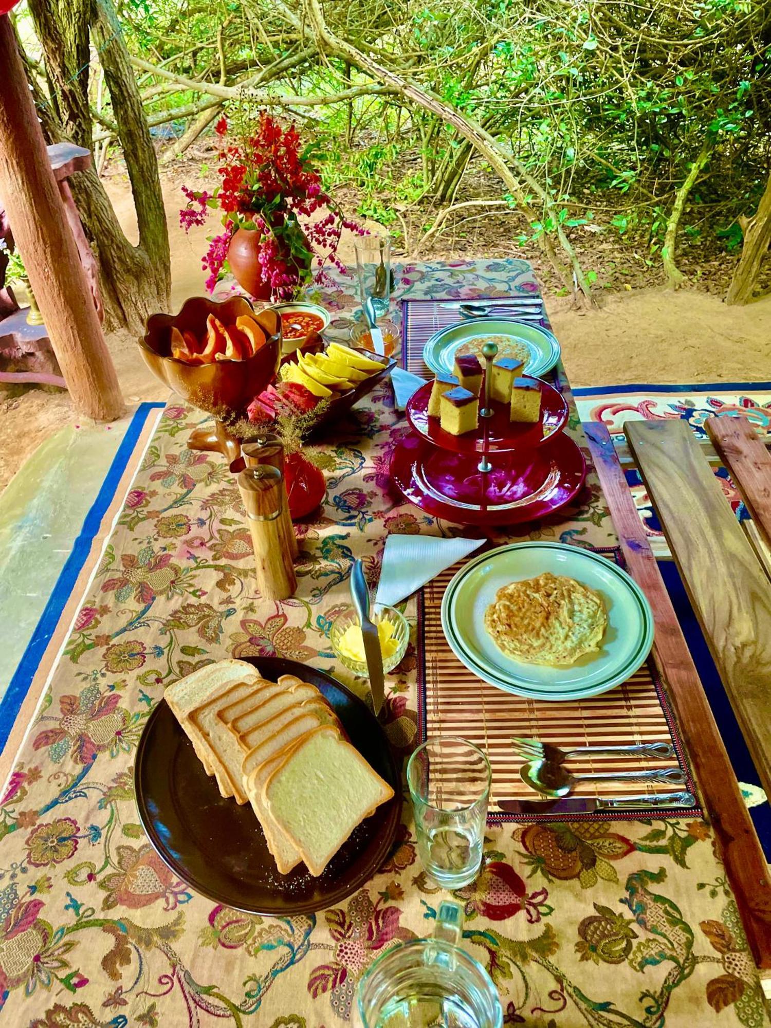 Yala Eco Bush Camp Hotel Ngoại thất bức ảnh